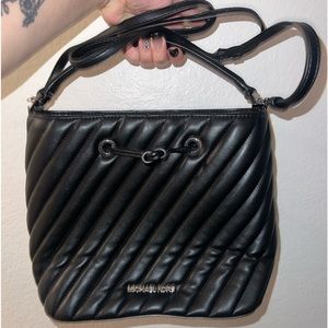 Michael Kors Suri Medium Bucket Crossbody Quilted Vegan Faux Leather Bag (Black)